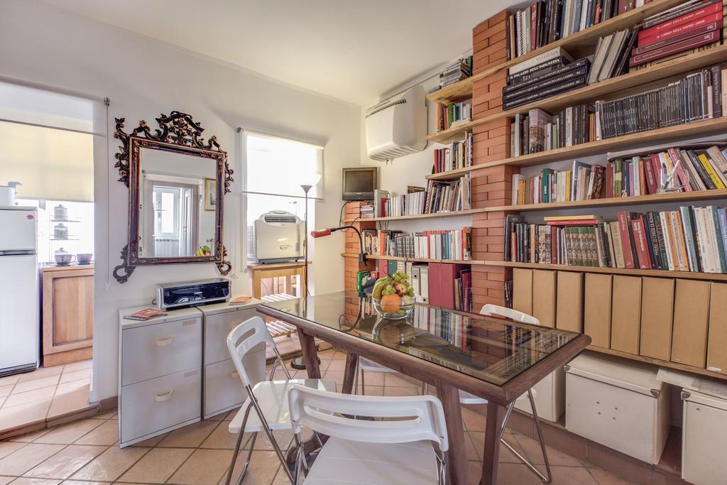 Frangipane Apartment Ρώμη Δωμάτιο φωτογραφία