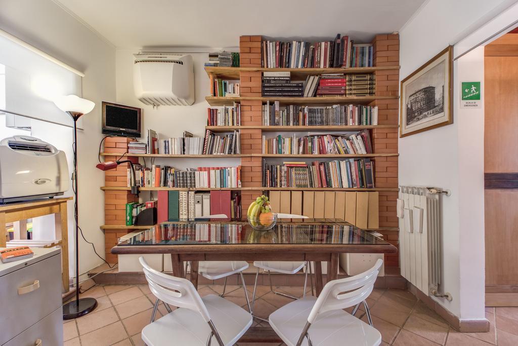 Frangipane Apartment Ρώμη Δωμάτιο φωτογραφία